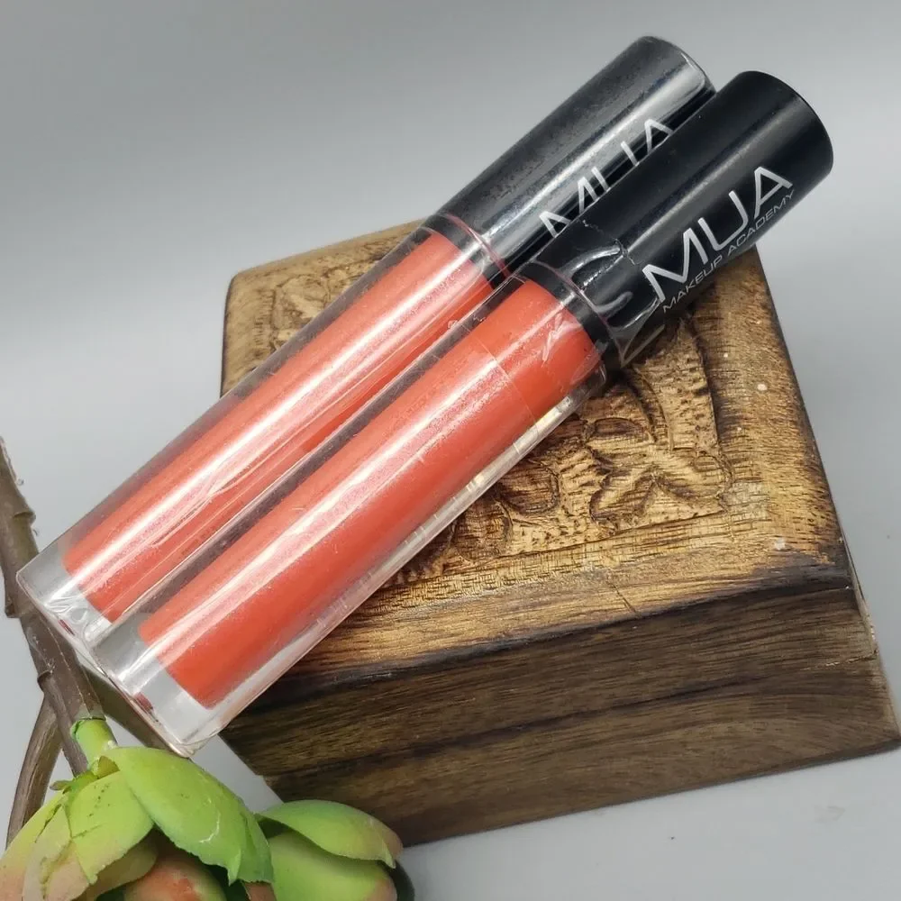 MUA Luminating Lipgloss coral bundle